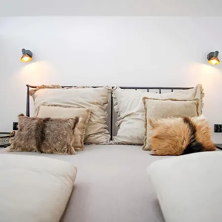 Ponad Gorami シャレー *